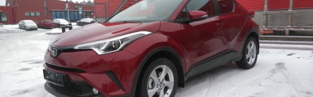 Toyota uus ja noortepärane mudel C-HR. Kiletatud tagumine ring - Tagaklaas 5%, Tagumised uksed 20%